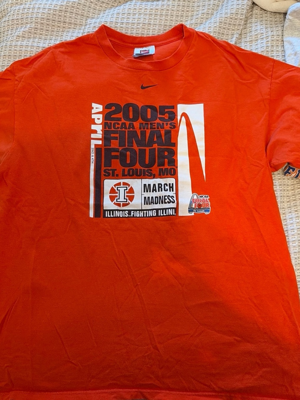 Nike Men’s Illini Orange 2005 Final Four March Madness Graphic T-Shirt